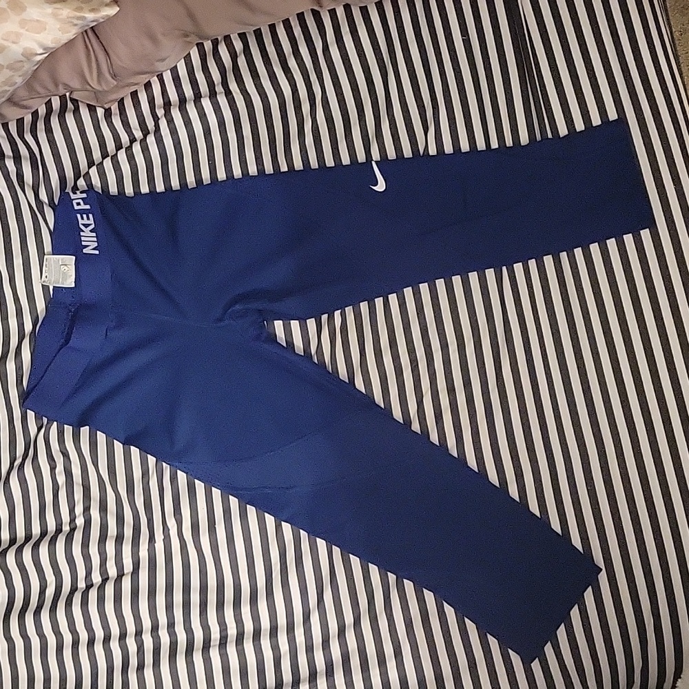 Nike pro compression leggings